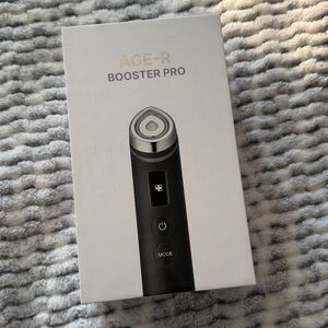 Medicube Age-R Booster Pro bundle